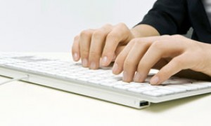 美媒：两艘美国海军舰艇在南美洲附近海域相撞