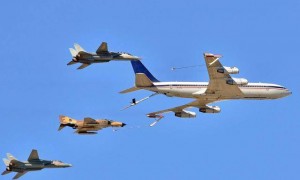 B-2隐身突袭德黑兰！30架大运成活靶子，伊朗空军16架运输机全军覆没