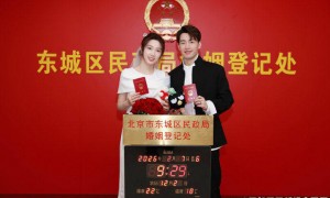 乒羽联姻！国羽王昶与国乒钱天一领证结婚